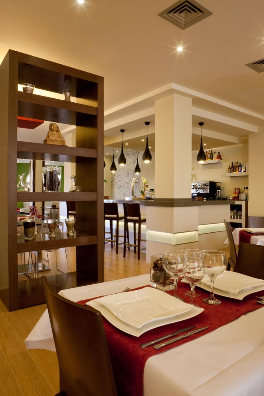 Hotel Quino กวาร์ดามาร์เดลเซกูรา ภายนอก รูปภาพ