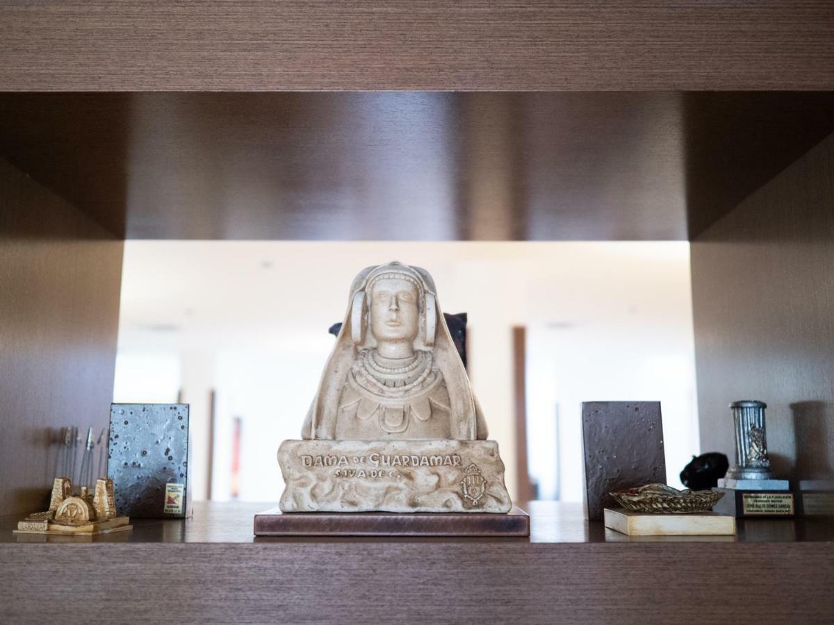 Hotel Quino กวาร์ดามาร์เดลเซกูรา ภายนอก รูปภาพ