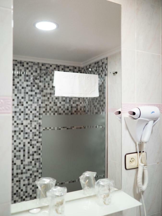 Hotel Quino กวาร์ดามาร์เดลเซกูรา ภายนอก รูปภาพ